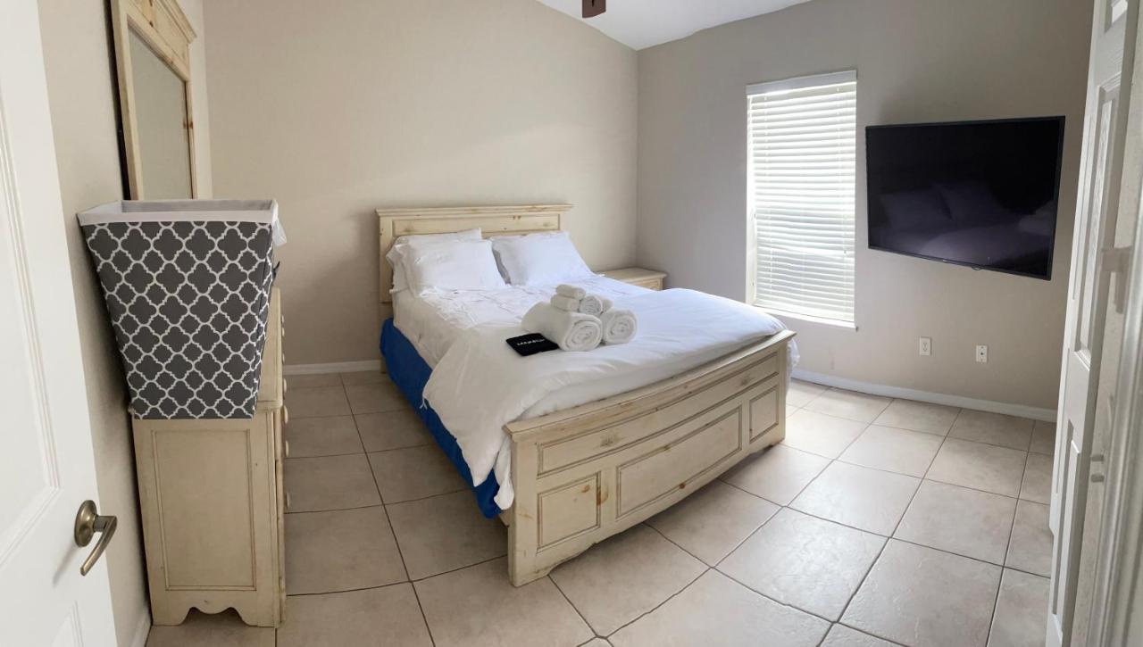 Вилла The Wetspot Entertainment Port St. Lucie Экстерьер фото