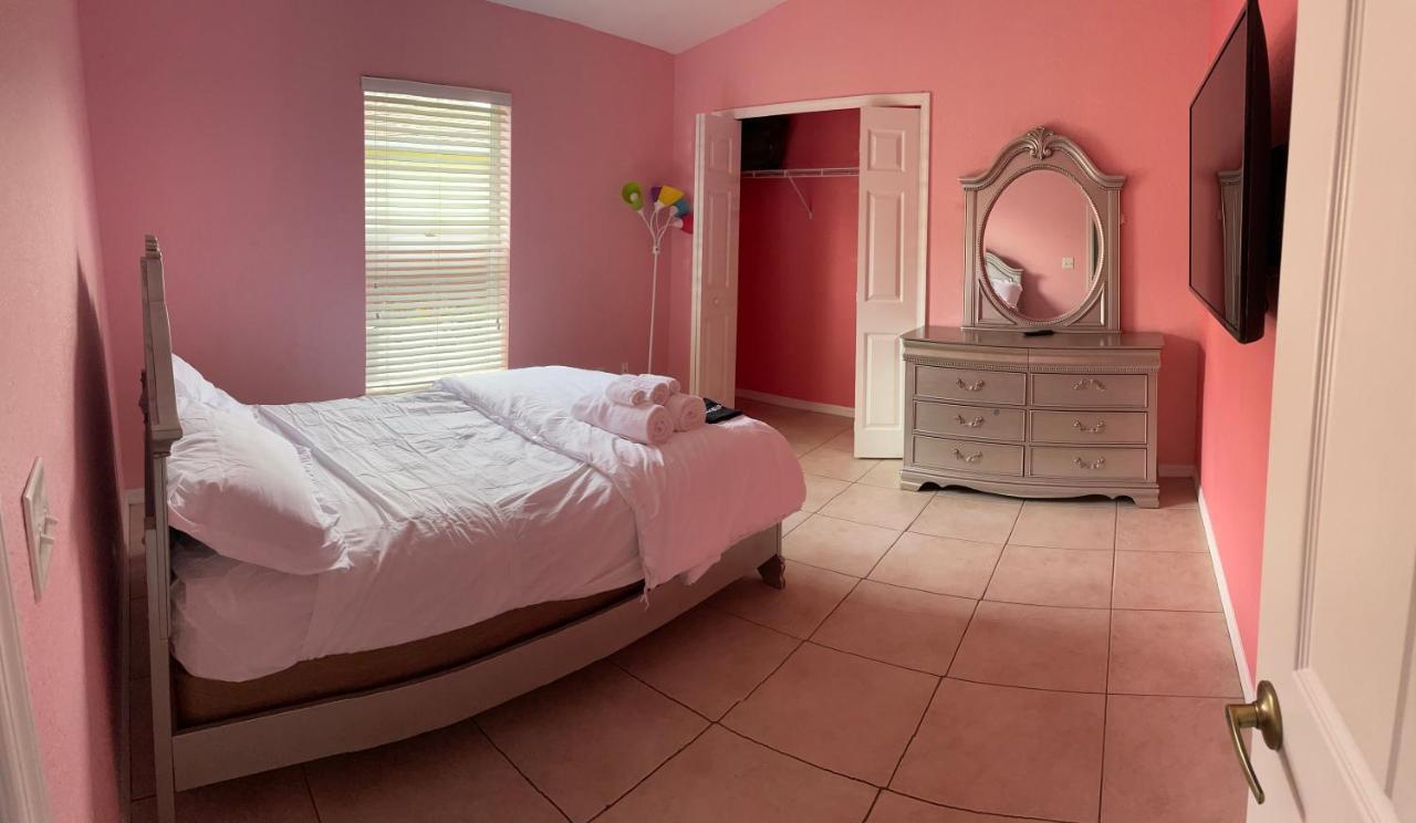 Вилла The Wetspot Entertainment Port St. Lucie Экстерьер фото